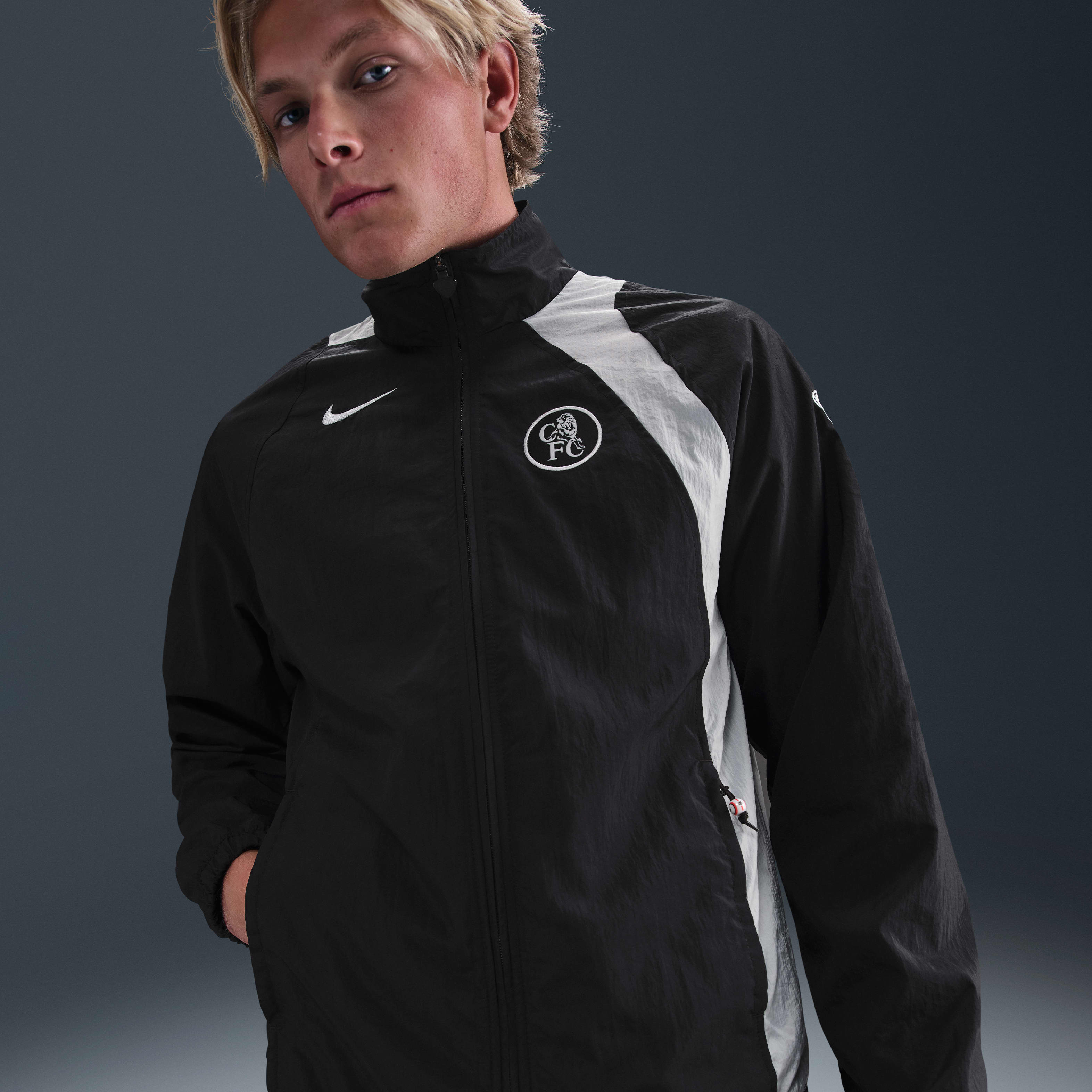 Nike Chelsea F.C. Men's Nike Football Total 90 Tracksuit Jacket